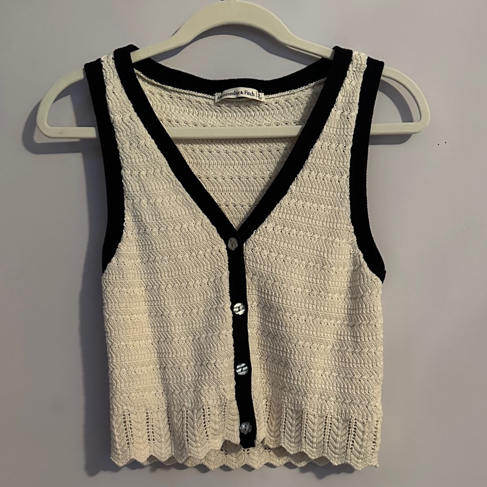 Abercrombie crochet-style top